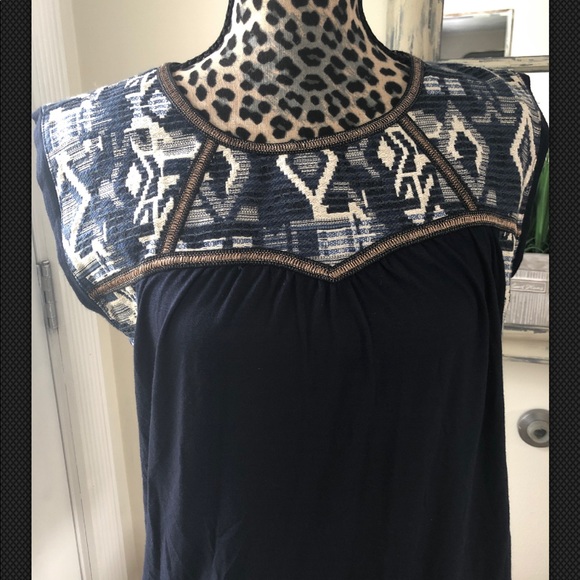W5 Aztec Sleeveless Top Size Med Worn 1x - Picture 2 of 5